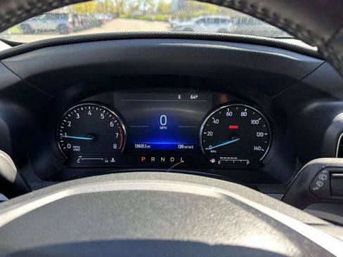 Used 2023 Ford Explorer XLT w/ Equipment Group 202A AWD/4WD image 37