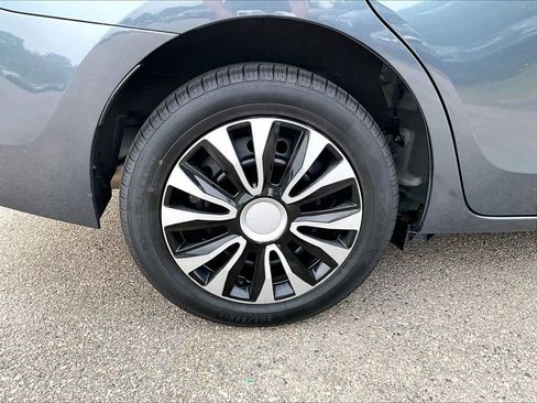 Certified 2017 Toyota Corolla LE FWD image 7