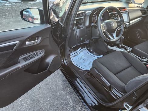 Used 2017 Honda Fit EX image 18