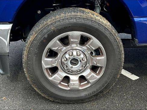 Used 2026 Ford F250 Lariat w/ Lariat Premium Package AWD/4WD image 6
