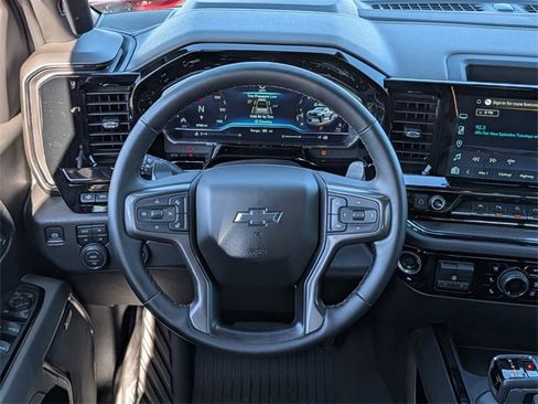 Used 2025 Chevrolet Silverado 1500 ZR2 w/ Technology Package image 23