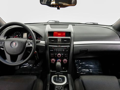 Used 2008 Pontiac G8 RWD image 13