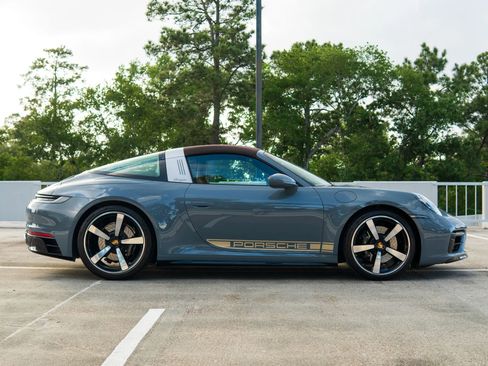 Used 2024 Porsche 911 Targa 4S image 17