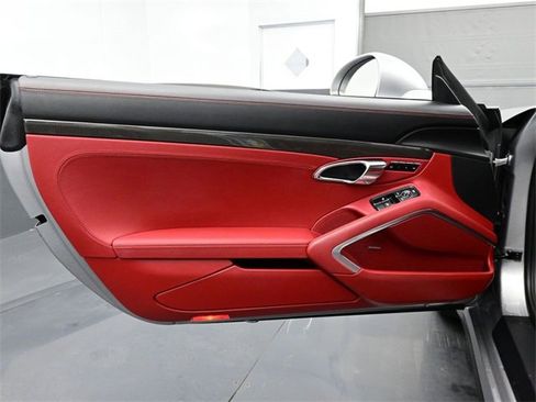 Certified 2014 Porsche 911 Turbo S image 7