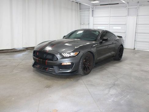 Used 2016 Ford Mustang Shelby GT350 w/ Technology Package RWD image 4