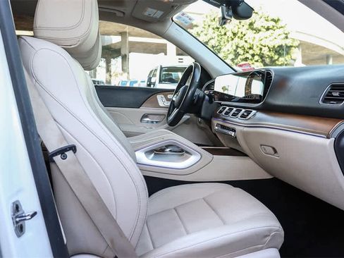 Used 2022 Mercedes-Benz GLE 350 4MATIC w/ Premium Package image 16