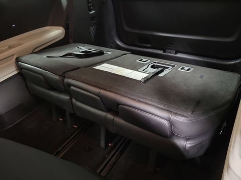 Used 2022 Kia Carnival SX FWD image 21