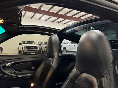 Used 2004 Porsche 911 Targa image 16