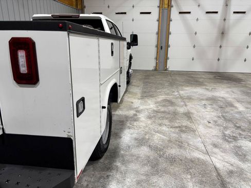 Used 2021 Chevrolet Silverado 3500 W/T w/ WT Convenience Package AWD/4WD image 10