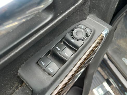 Used 2023 GMC Sierra 2500 SLE w/ SLE Convenience Package AWD/4WD image 10