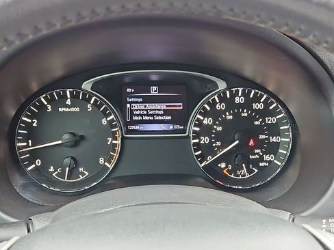Used 2017 Nissan Altima 2.5 SV FWD image 17