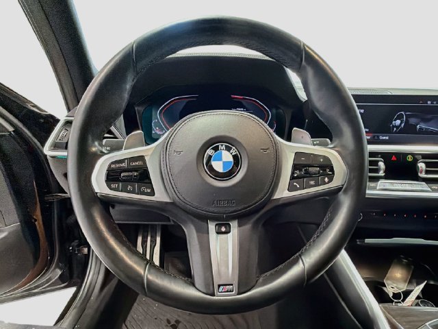 Used 2019 BMW 330i xDrive Sedan w/ M Sport Package AWD/4WD image 10