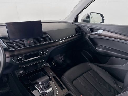 Certified 2023 Audi Q5 2.0T Premium w/ Convenience Package AWD/4WD image 22