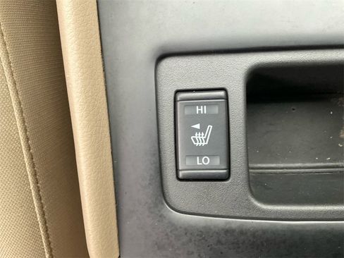 Used 2017 Nissan Altima 2.5 SV w/ Convenience Package image 24