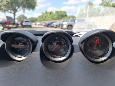 Used 2024 Nissan Z Performance w/ Floor Mat Package RWD image 28