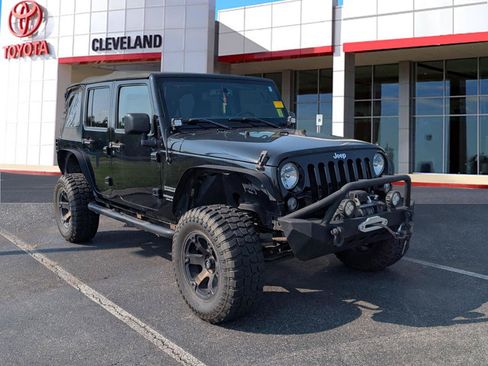 Used 2015 Jeep Wrangler Unlimited Sport w/ Quick Order Package 24S AWD/4WD image 2