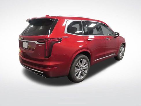 Certified 2023 Cadillac XT6 Premium Luxury w/ Technology Package FWD image 5