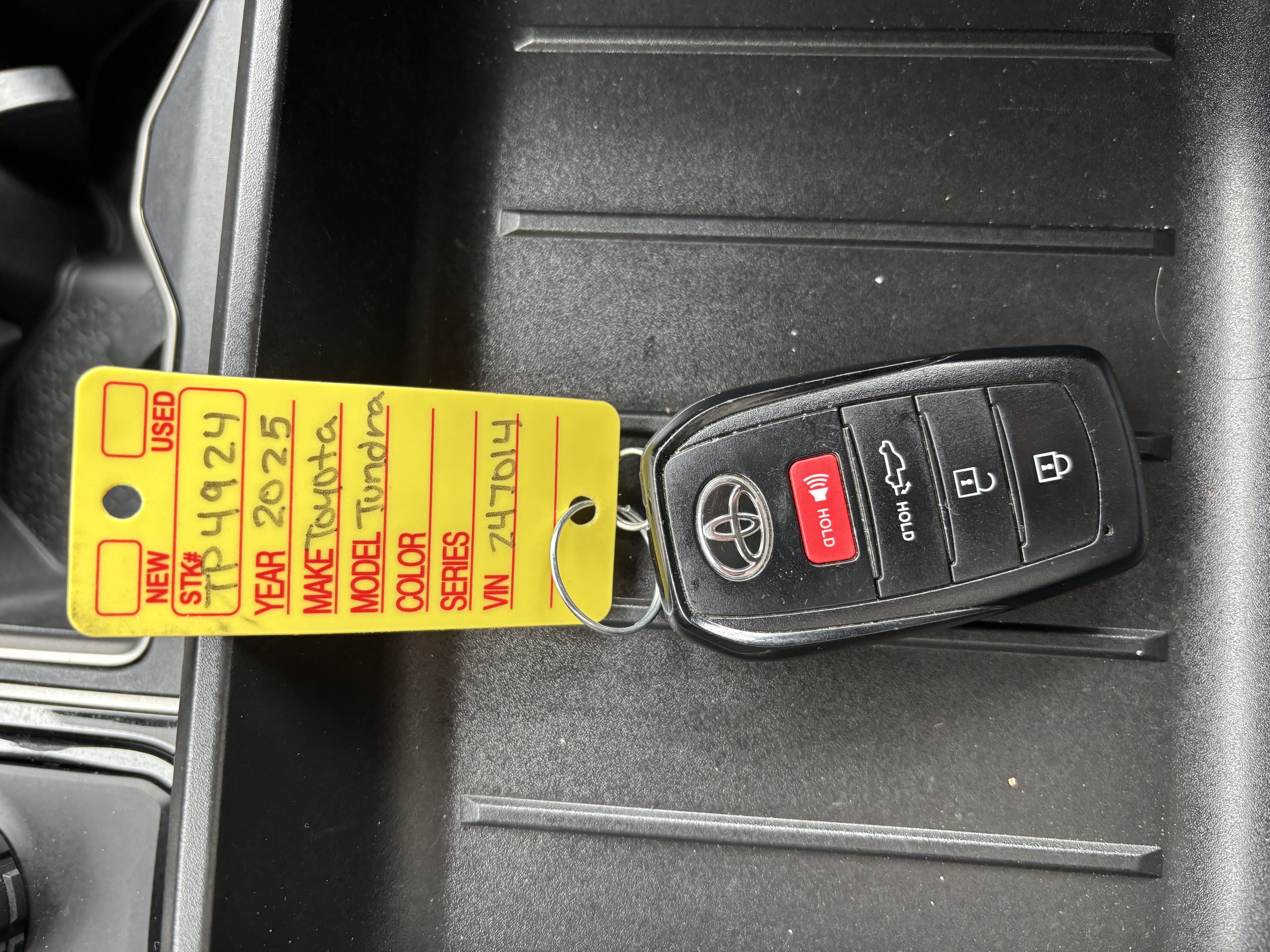 Certified 2025 Toyota Tundra Limited AWD/4WD image 29