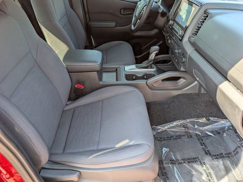 Used 2022 Nissan Frontier S w/ Technology Package AWD/4WD image 12