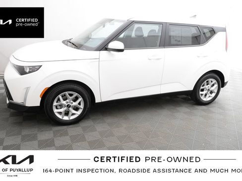Certified 2025 Kia Soul LX w/ LX Technology Package FWD image 9