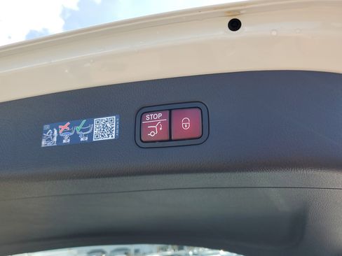 New 2026 Mercedes-Benz GLC 63 AMG S image 11