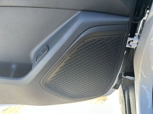 New 2026 Chevrolet Traverse LT w/ Midnight/Sport Edition image 25