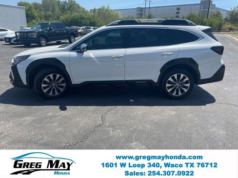 Used 2025 Subaru Outback Touring XT AWD/4WD image 8