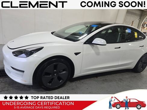 Used 2023 Tesla Model 3 Standard Range image 1
