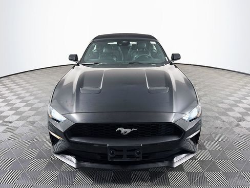 Used 2023 Ford Mustang Premium image 2