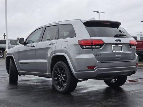Used 2019 Jeep Grand Cherokee Altitude image 21
