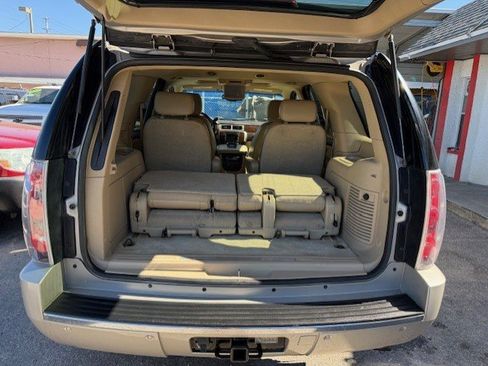 Used 2008 GMC Yukon Denali image 19