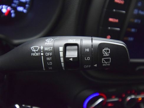Used 2022 Kia Soul LX w/ Technology Package FWD image 32