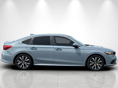 Used 2023 Honda Civic EX image 3