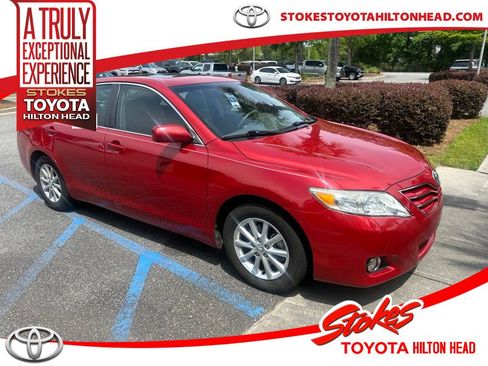 Used 2011 Toyota Camry XLE w/ XLE Extra-Value Pkg #2 FWD image 1