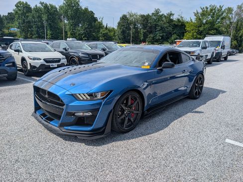 Certified 2020 Ford Mustang Shelby GT500 w/ Carbon Fiber Track Pack RWD image 2