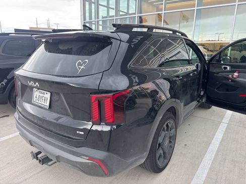 Certified 2024 Kia Sorento SX Prestige w/ Sage Leather Package AWD/4WD image 5