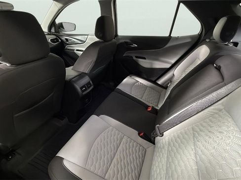 Used 2018 Chevrolet Equinox LS image 26