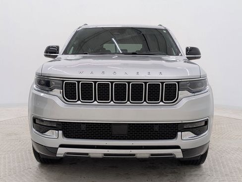 Used 2023 Jeep Wagoneer Series III w/ Preferred Equipment Group image 6