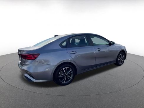 Used 2024 Kia Forte LXS image 14