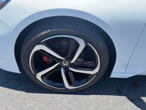 Used 2018 Honda Accord EX-L image 12