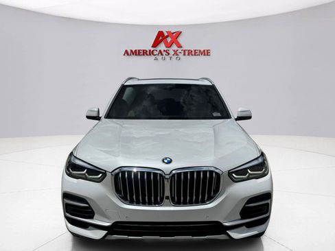 Used 2022 BMW X5 xDrive40i w/ Premium Package AWD/4WD image 9