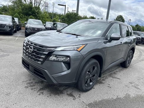 New 2026 Nissan Rogue SV AWD/4WD image 3