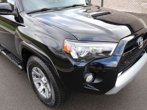 Used 2016 Toyota 4Runner Trail Premium image 4