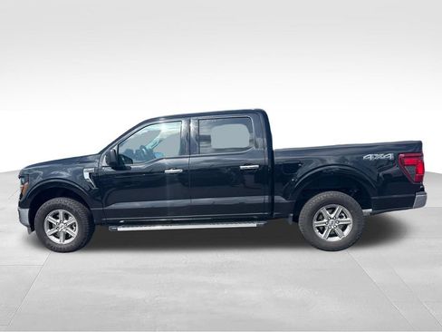 Used 2025 Ford F150 XLT w/ Equipment Group 301A Standard AWD/4WD image 3