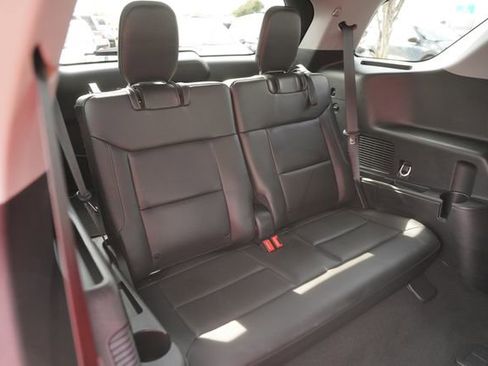 Used 2023 Ford Explorer XLT w/ Equipment Group 202A image 15