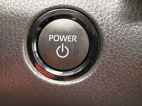 Used 2026 Toyota Camry SE w/ Multimedia Upgrade Package image 14