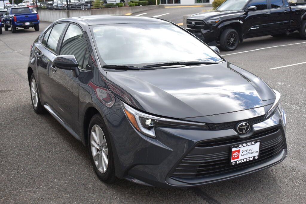 Certified 2026 Toyota Corolla LE FWD image 3