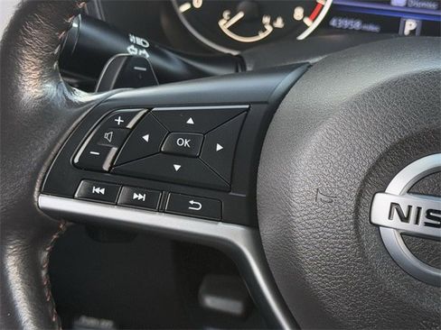 Used 2022 Nissan Altima 2.5 SR image 14