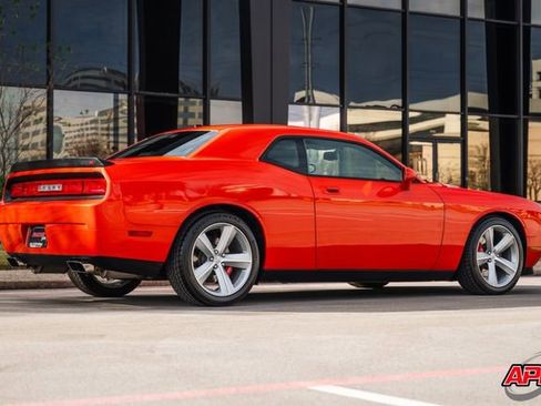Used 2008 Dodge Challenger SRT8 image 49