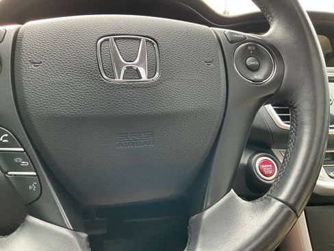 Used 2015 Honda Accord EX-L image 18